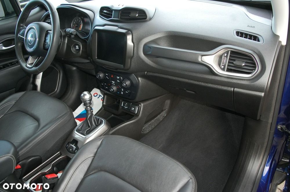 Jeep Renegade - 26