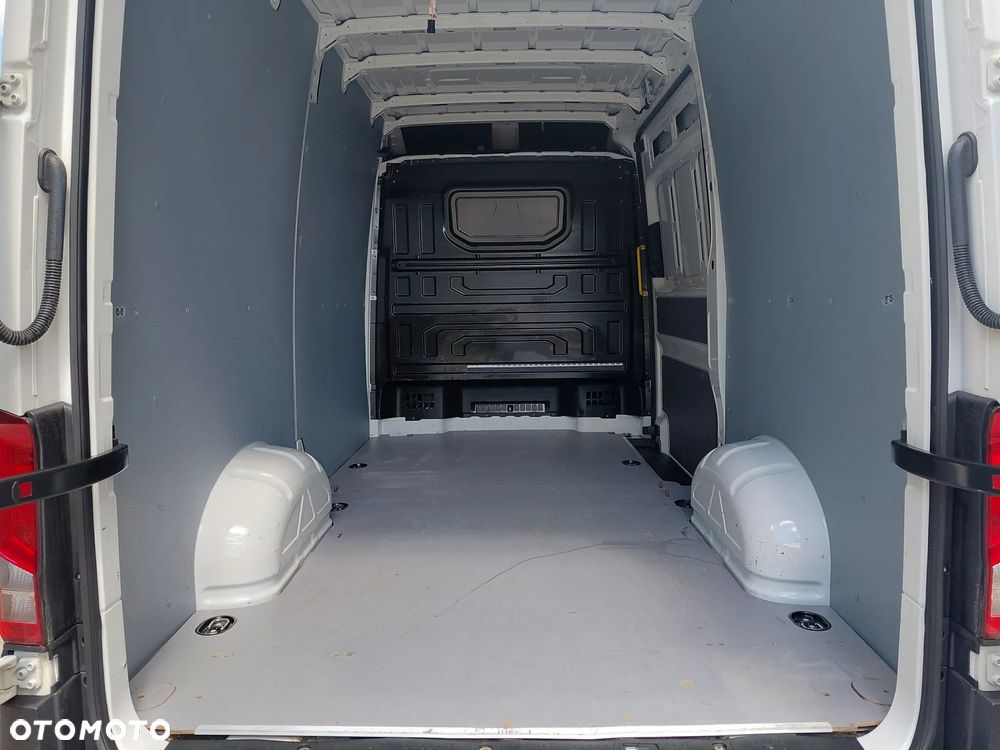 Volkswagen CRAFTER L2H2*2.0 TDI140 * - 12