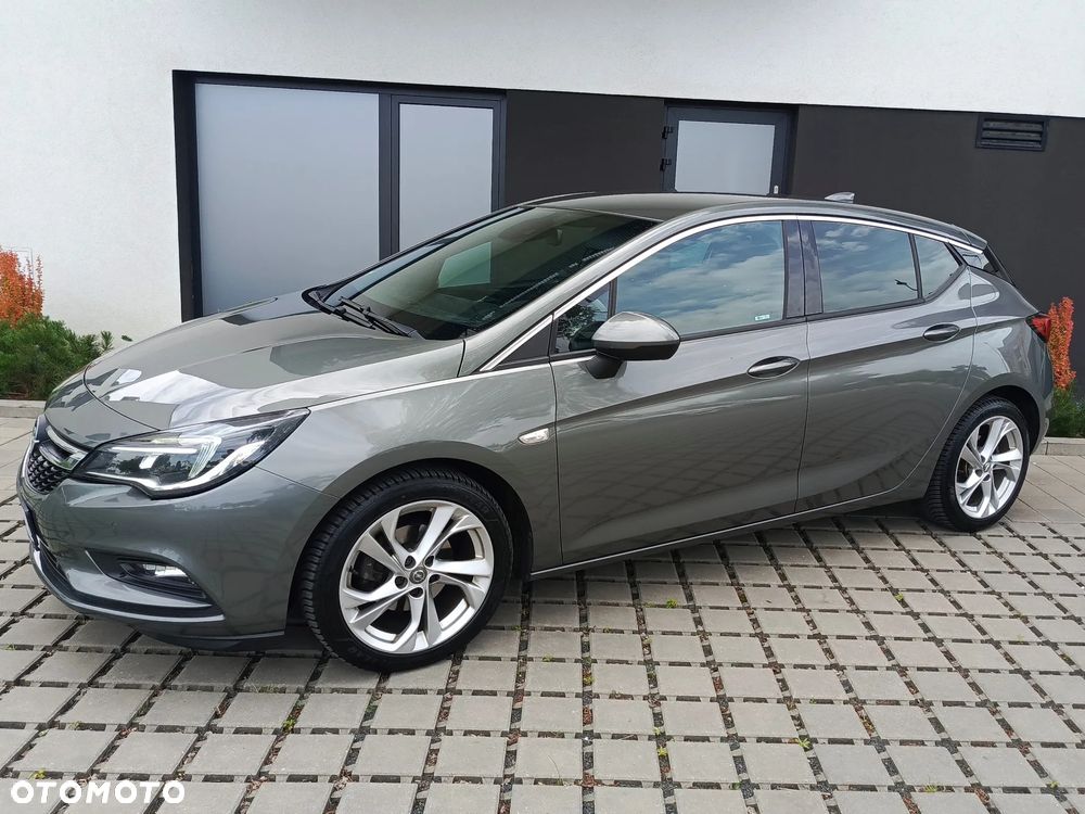 Opel Astra 1.4 Turbo Innovation - 1