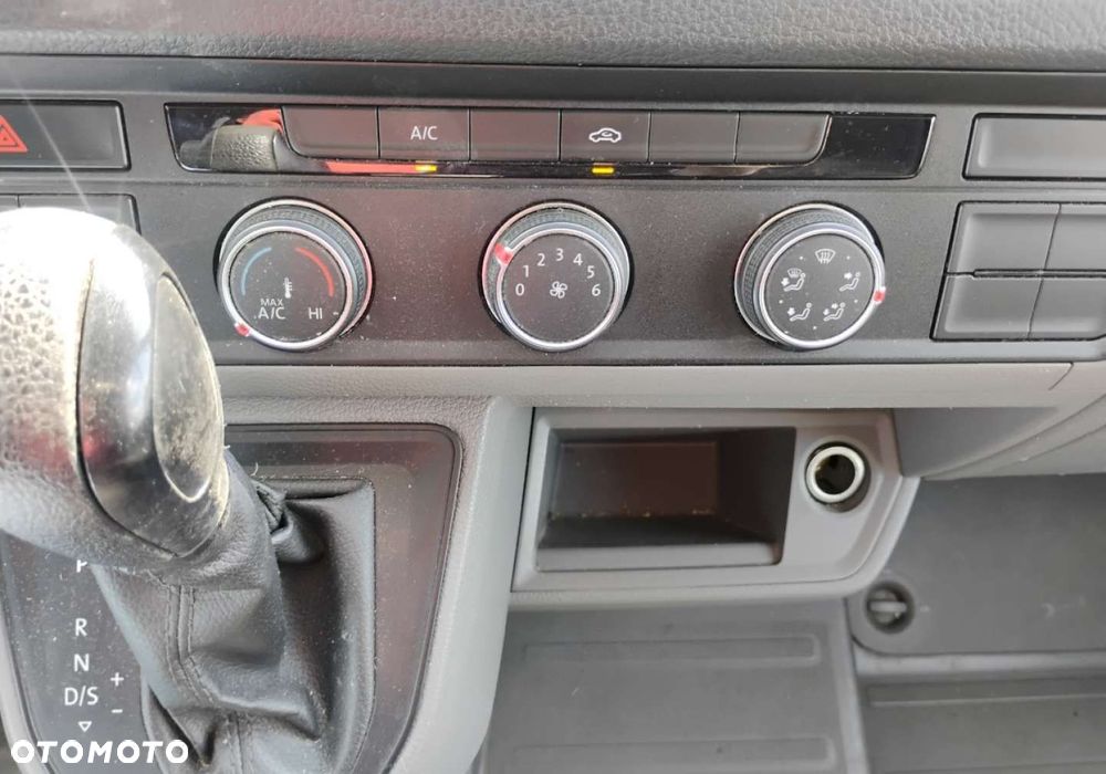 Volkswagen CRAFTER - 18