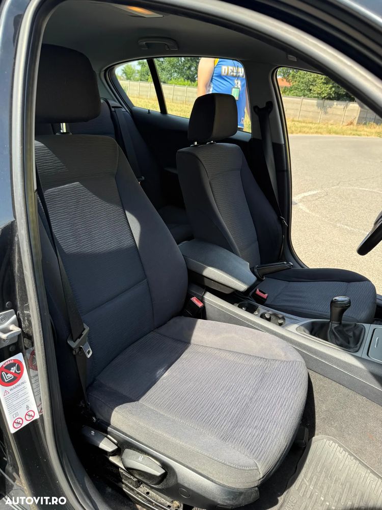 BMW Seria 1 118d - 7