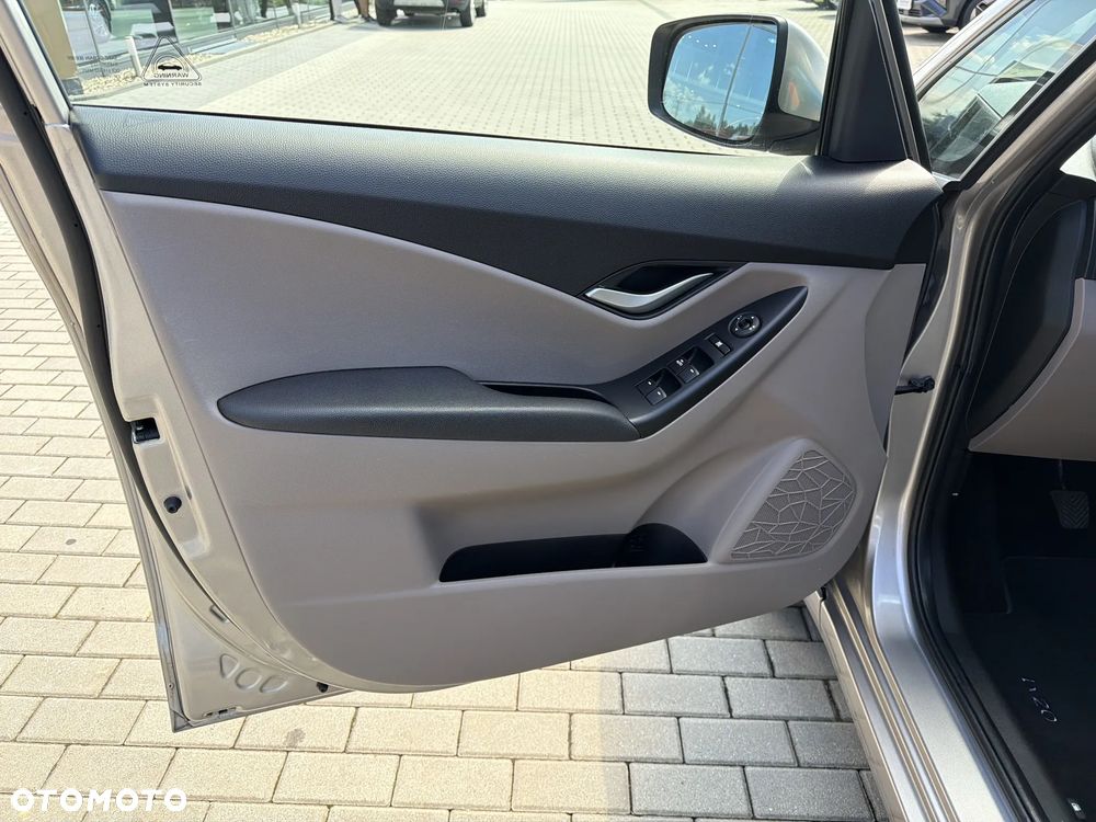 Hyundai ix20 1.6 BlueDrive Comfort - 11