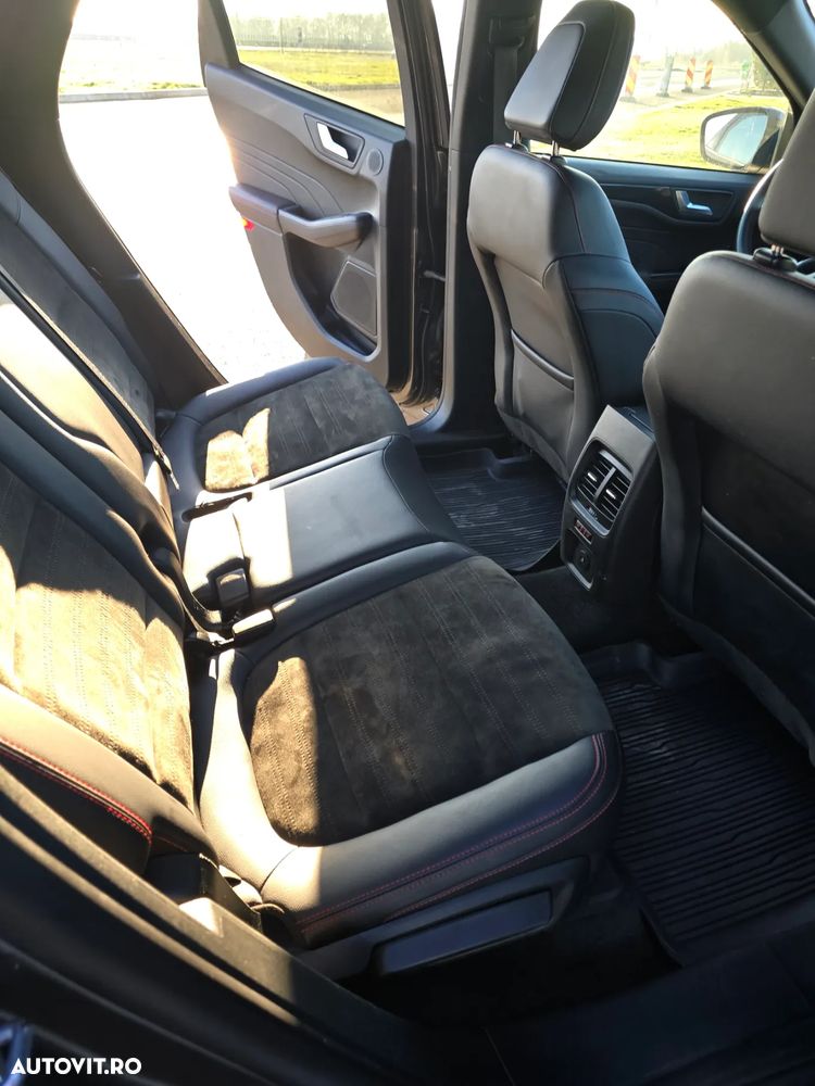 Ford Kuga 2.5 Duratec FHEV FWD ST Line - 12