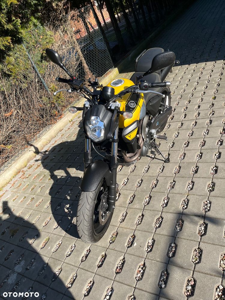 Yamaha MT - 7