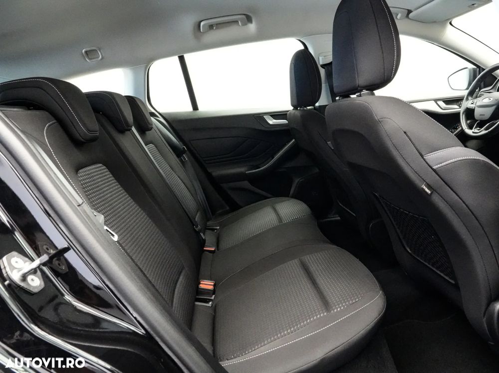 Ford Focus 1.5 EcoBlue Start-Stopp-System Aut. TITANIUM STYLE - 17