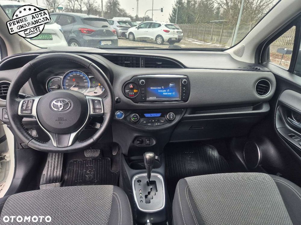 Toyota Yaris - 20