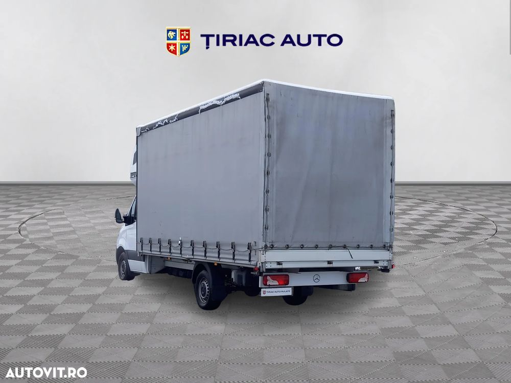 Mercedes-Benz SPRINTER - 4
