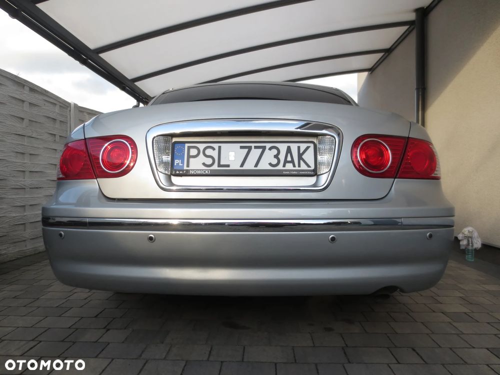 Kia Opirus 3.5 V6 Executive - 15