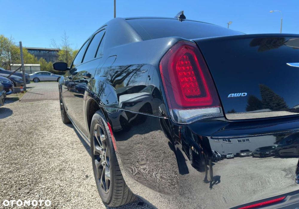 Chrysler 300s - 8