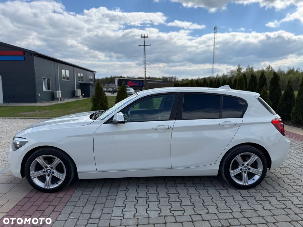 BMW Seria 1 116i - 11