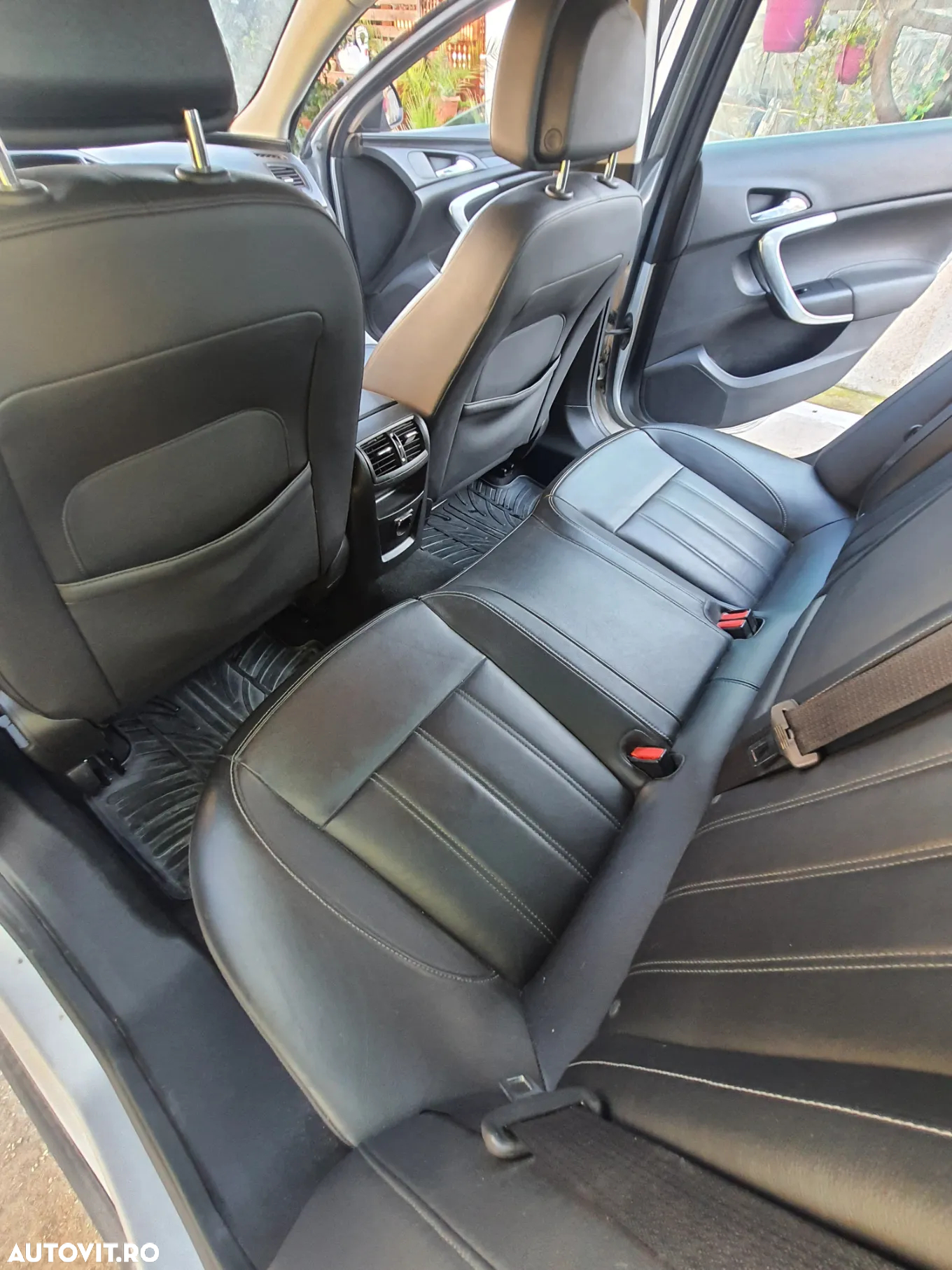 Opel Insignia 2.0 CDTI Edition - 10