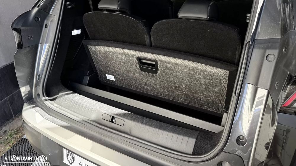 Peugeot 5008 1.2 Hybrid Allure e-DCS6 - 11