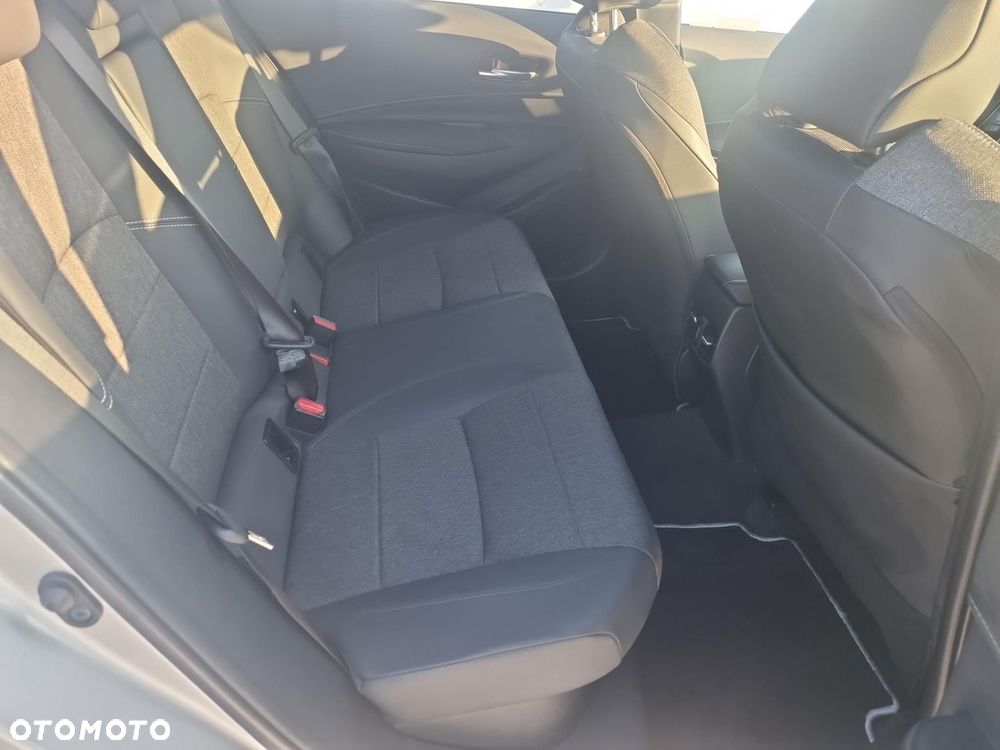 Toyota Corolla 1.8 Hybrid Style - 11