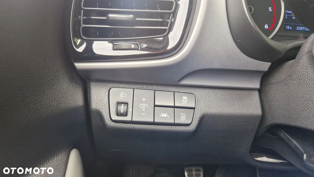 Kia Stonic 1.6 CRDi Platinum Edition - 15