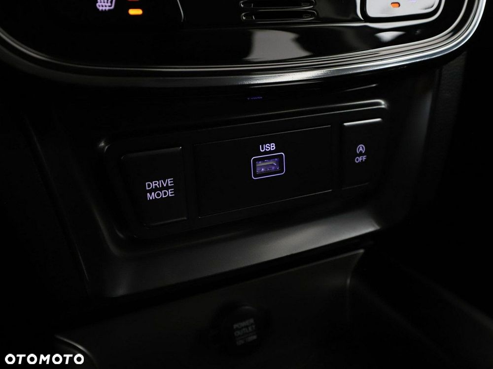 SsangYong/KGM Tivoli Grand 1.5 T-GDi 2WD Amber - 28