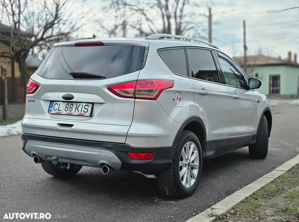Ford Kuga 2.0 TDCi Powershift 4WD Titanium - 6