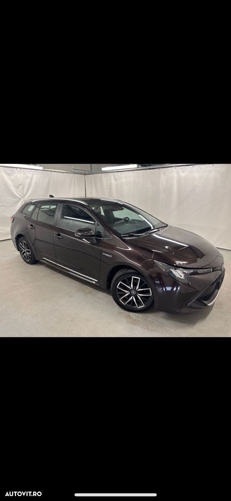 Toyota Corolla 1.8 Hybrid Touring Sports Business Edition - 1