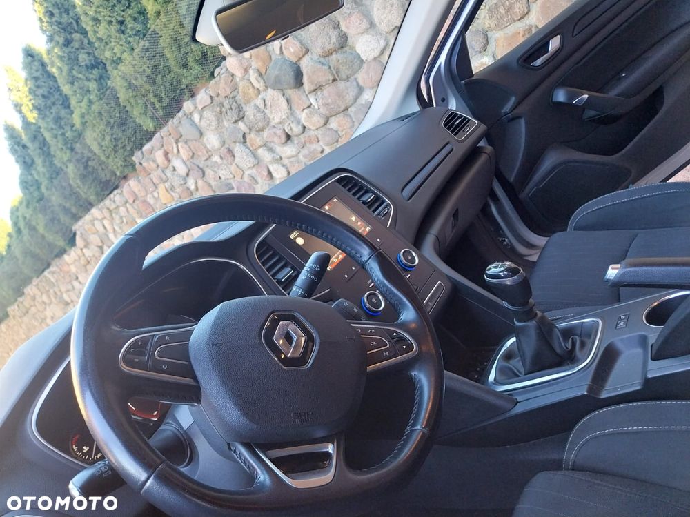 Renault Megane - 22