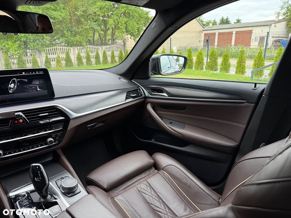 BMW Seria 5 520d xDrive mHEV M Sport sport - 15