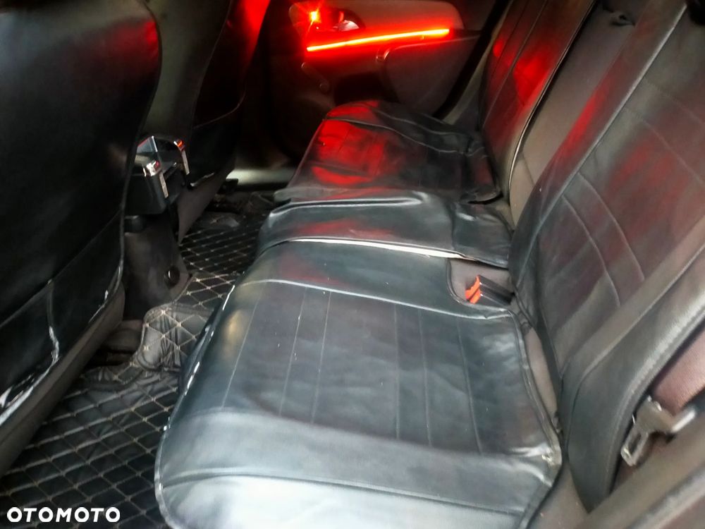 Chevrolet Cruze 1.6 LS - 17