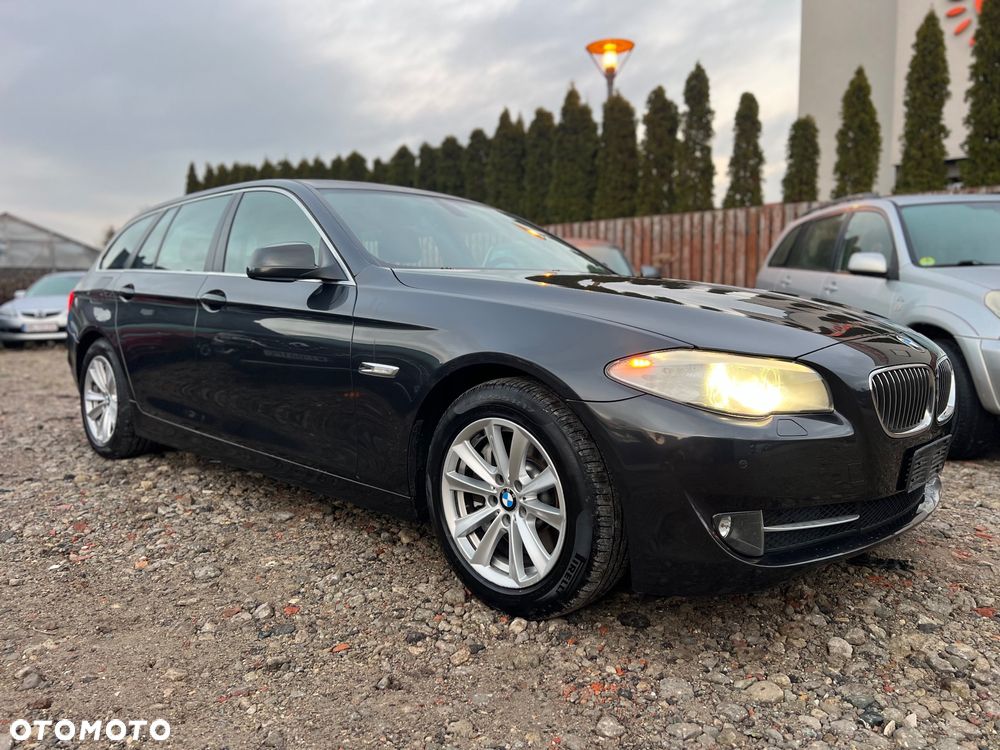 BMW Seria 5 525d - 4