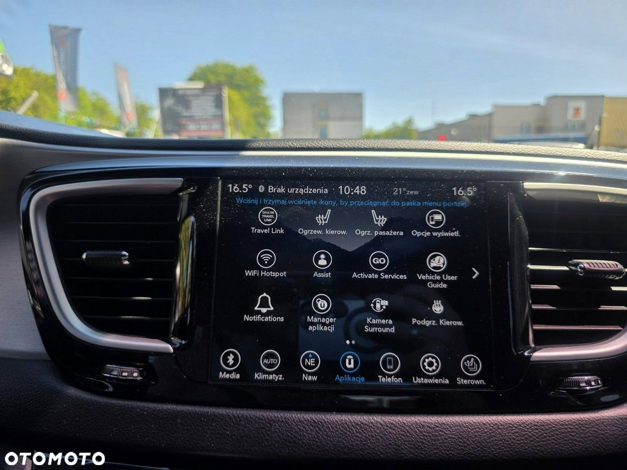 Chrysler Pacifica - 25