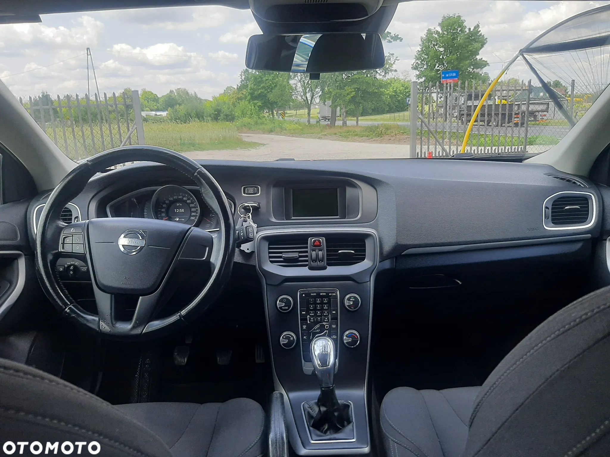 Volvo V40 D2 Momentum - 18