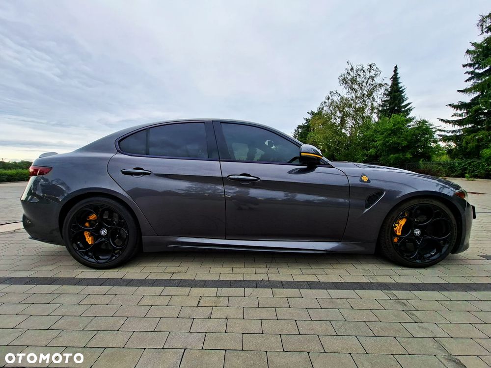 Alfa Romeo Giulia 2.9 V6 Bi-Turbo AT8 Quadrifoglio - 2