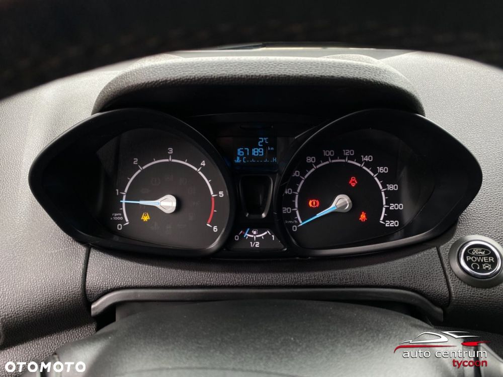 Ford EcoSport - 36