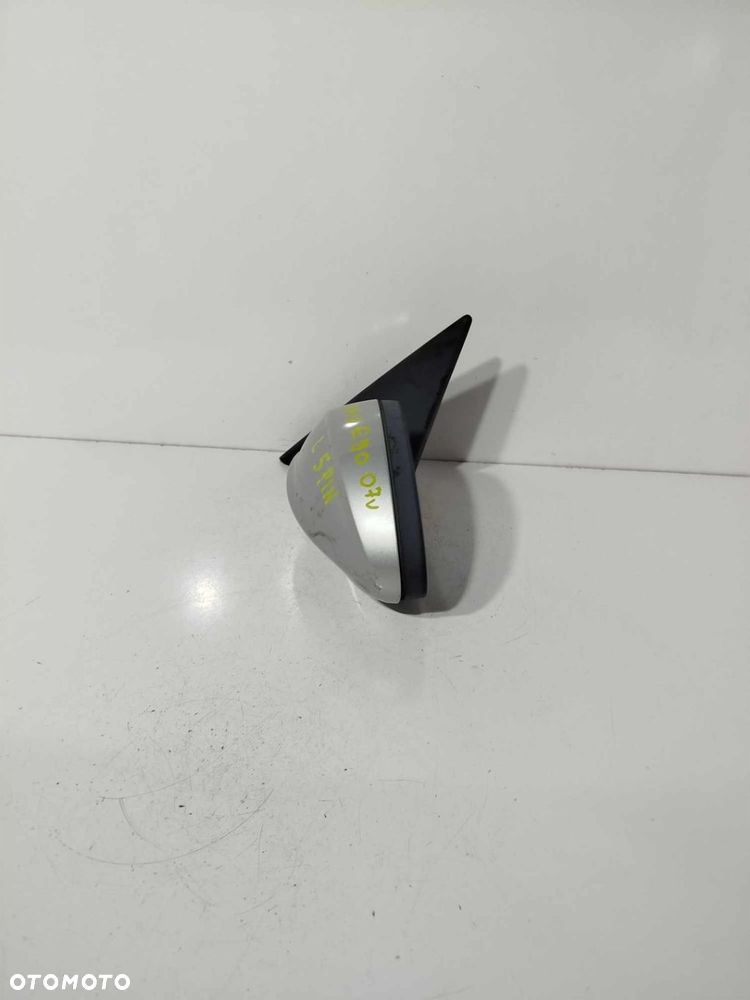 LUSTERKO LEWE BMW 3 E90 05-11 5 PIN - 4