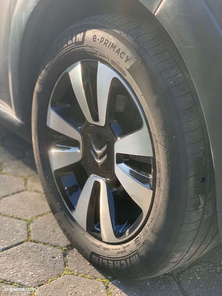 Citroën C3 1.2 PureTech C-Series - 24