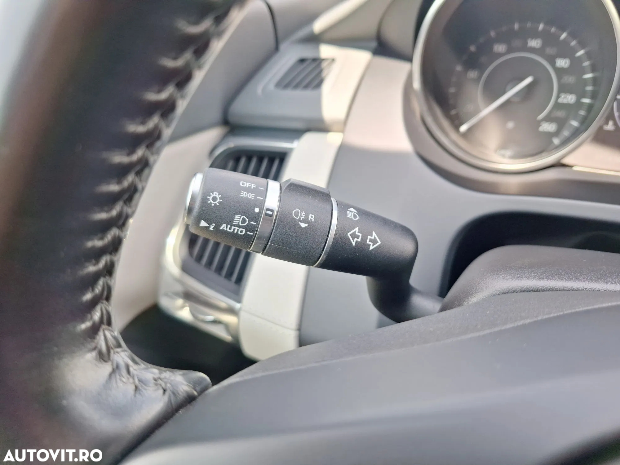 Jaguar E-Pace - 21