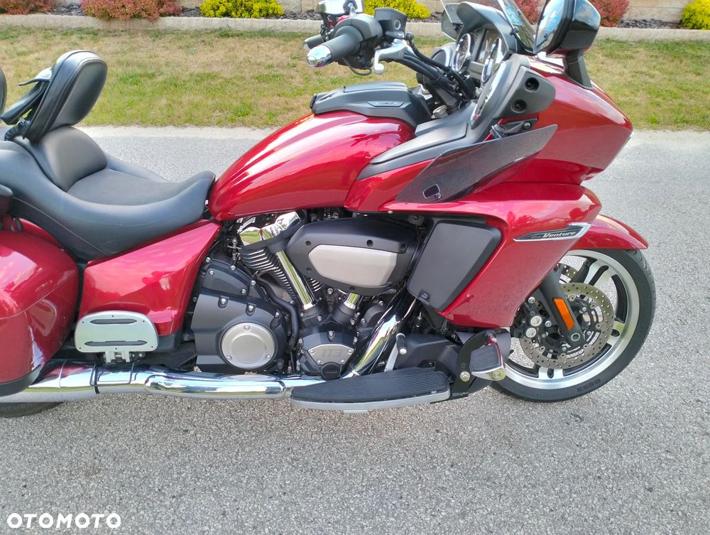 Yamaha Venture - 12