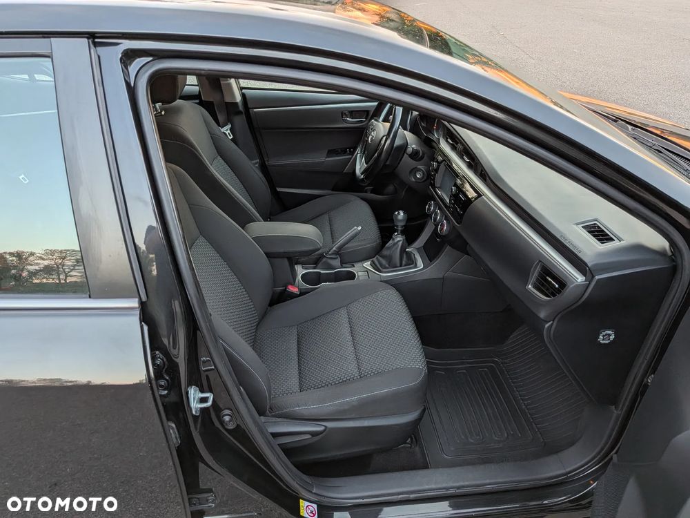 Toyota Corolla 1.6 Premium EU6 - 10