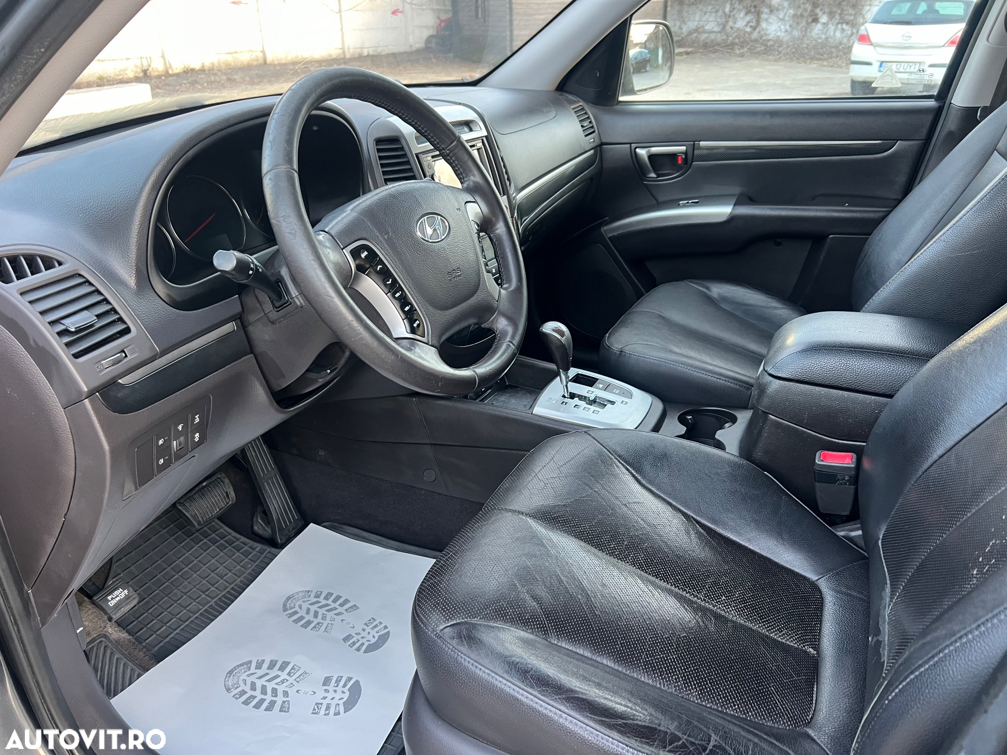 Hyundai Santa Fe - 9