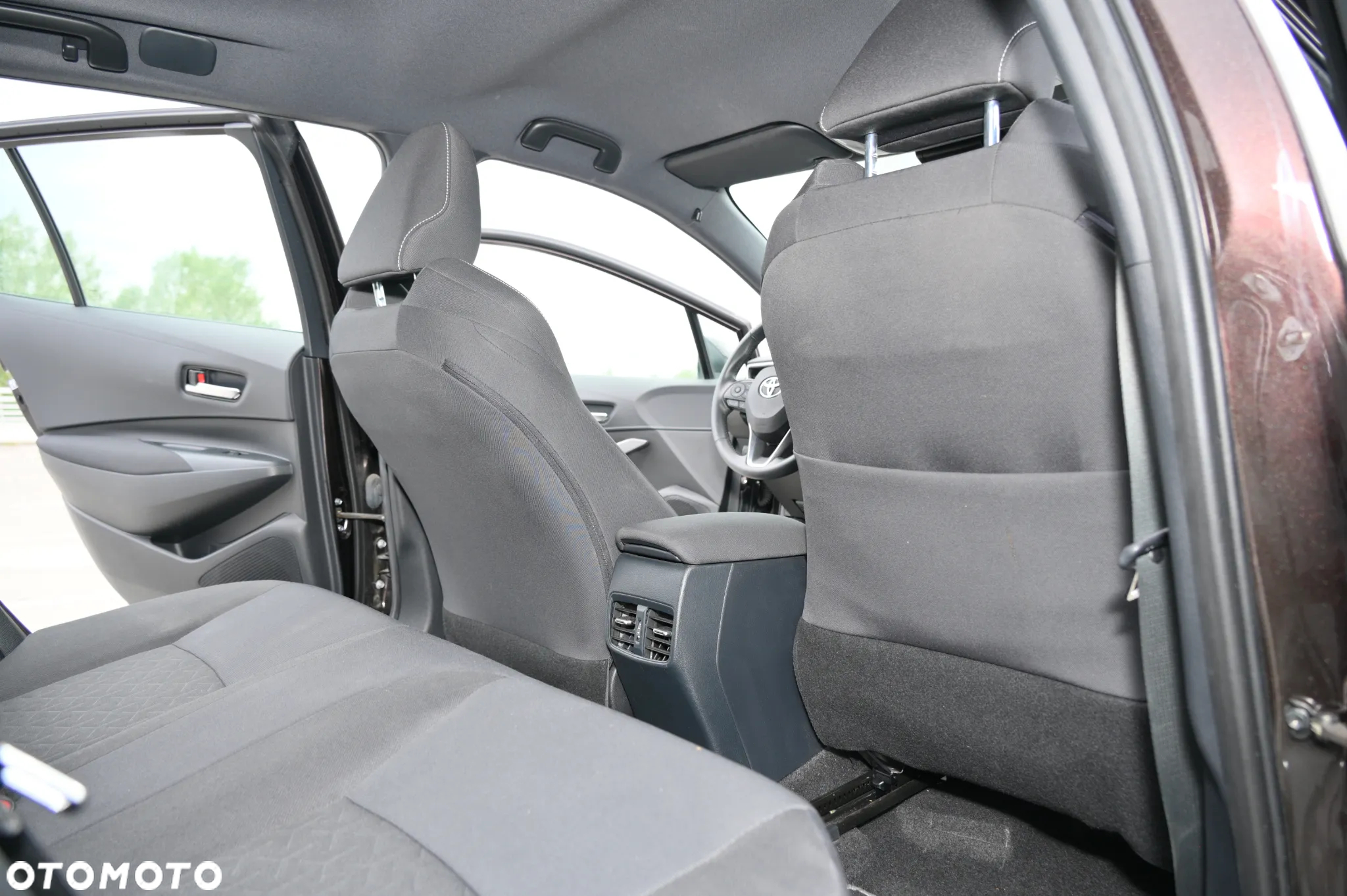 Toyota Corolla 2.0 Hybrid Comfort - 10