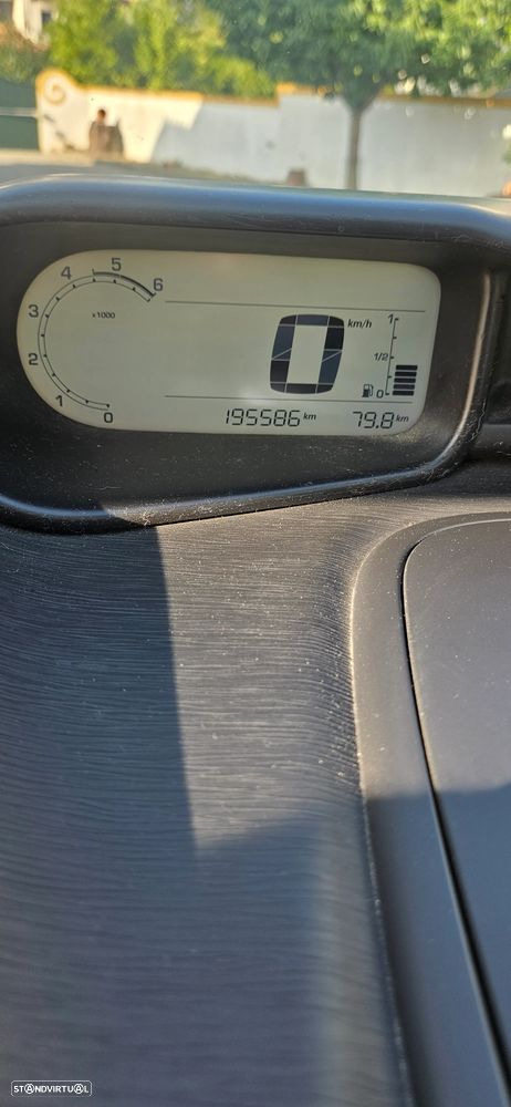 Citroën C3 Picasso 1.6 HDi Exclusive Airdream - 6