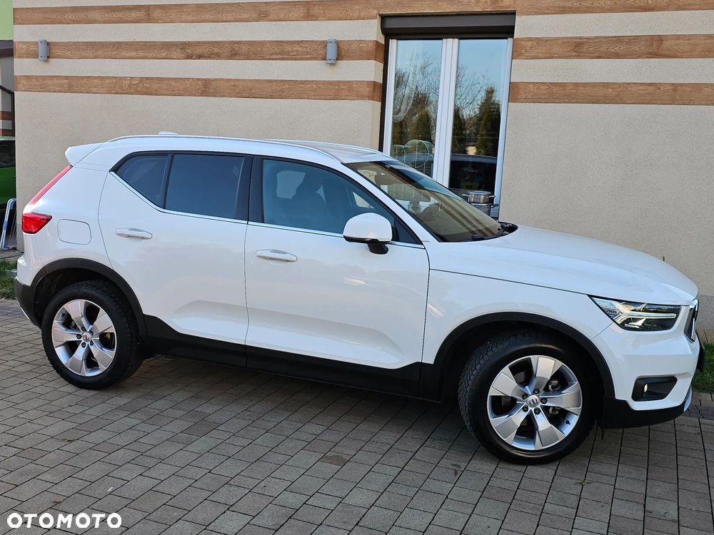 Volvo XC 40 D3 SCR Momentum - 2