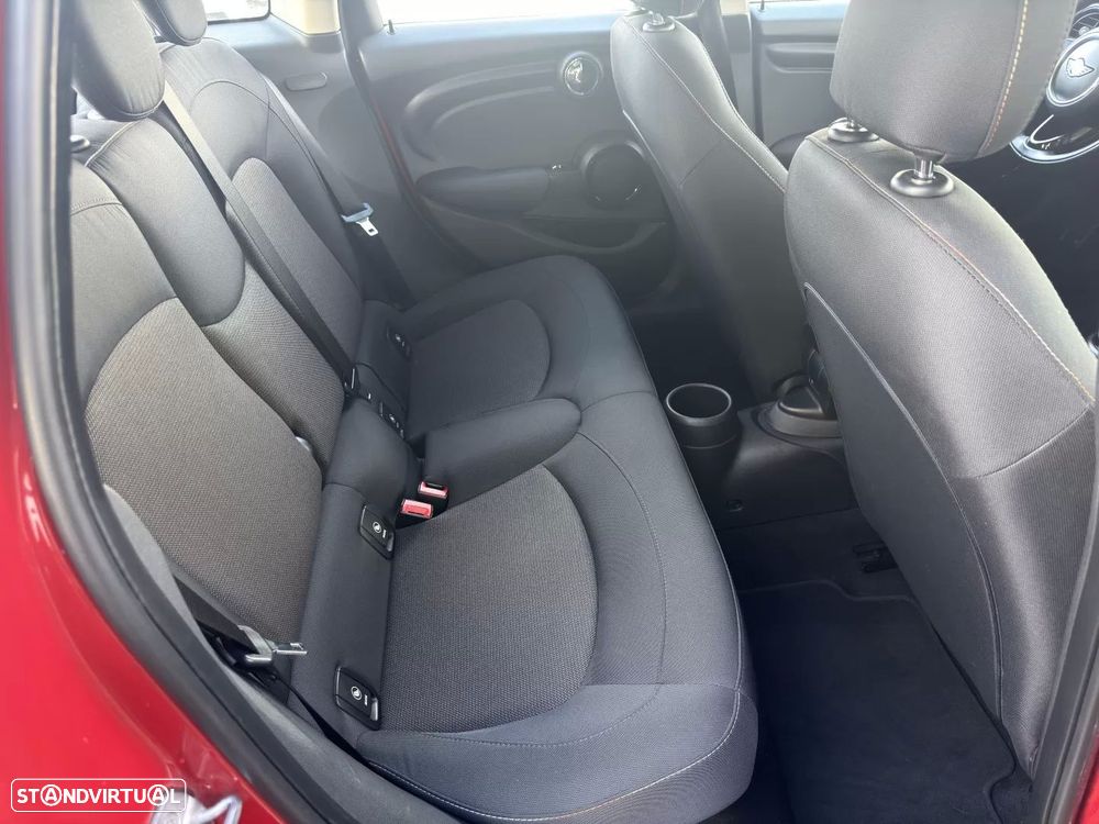 MINI 5 Portas Cooper D - 15