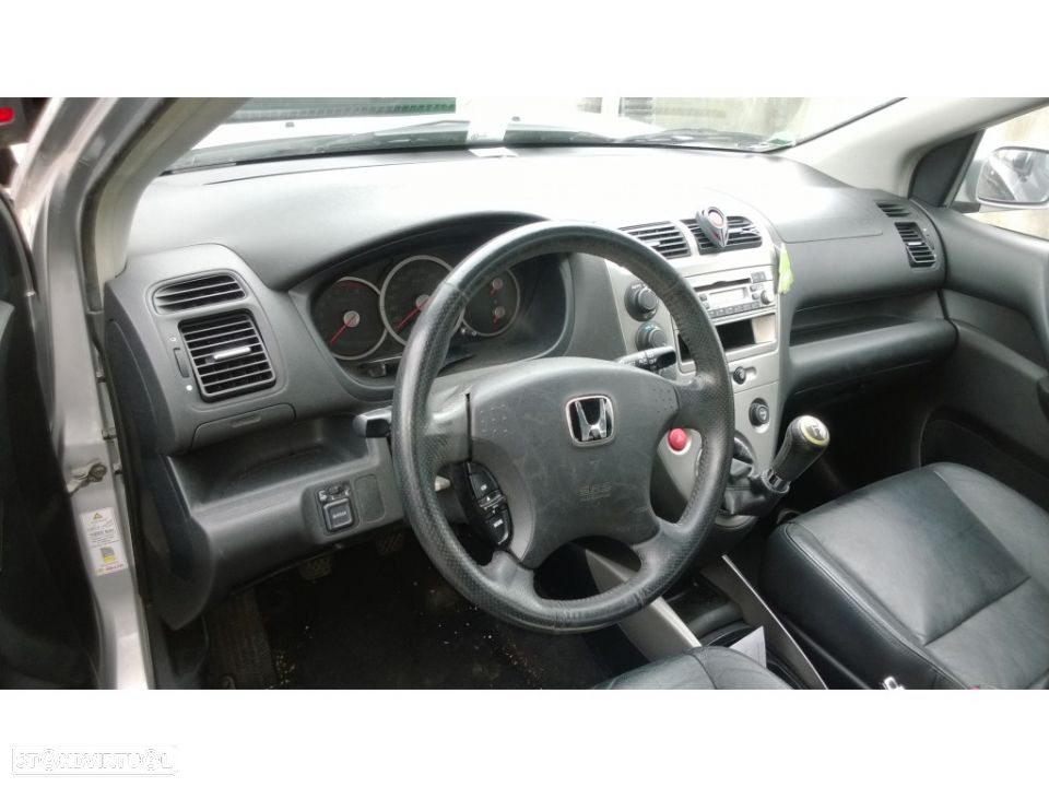 Traseira / Frente /Interior Honda Civic Sport 5 portas - 4