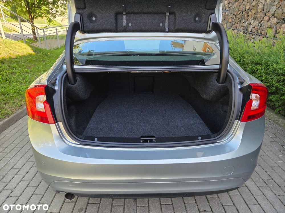 Volvo S60 D2 Drive-E Kinetic - 14