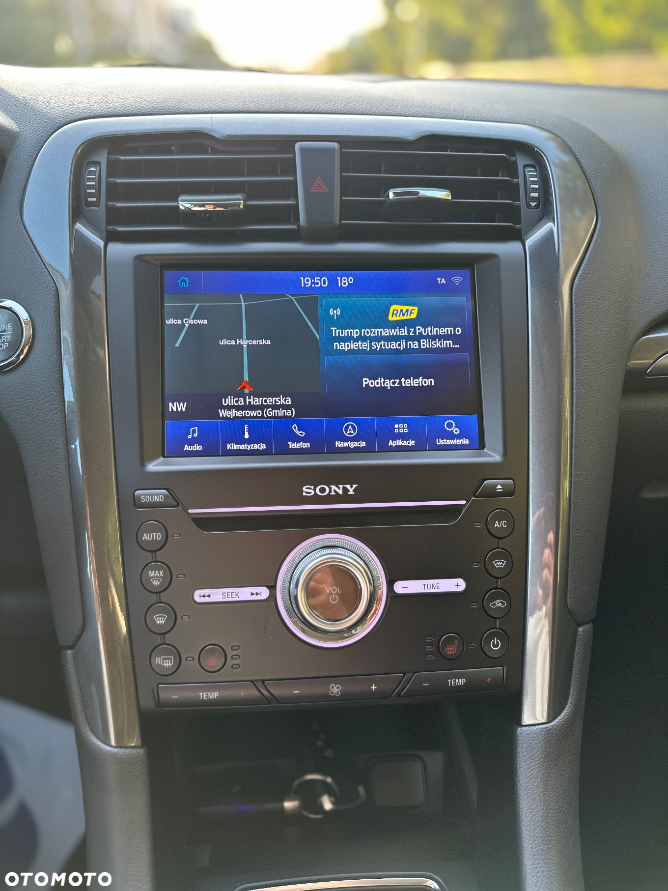 Ford Mondeo 2.0 EcoBlue Titanium - 27