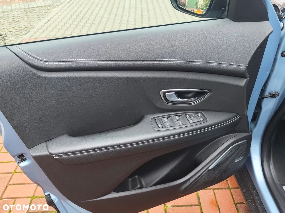 Renault Grand Scenic ENERGY TCe 130 BOSE EDITION - 21