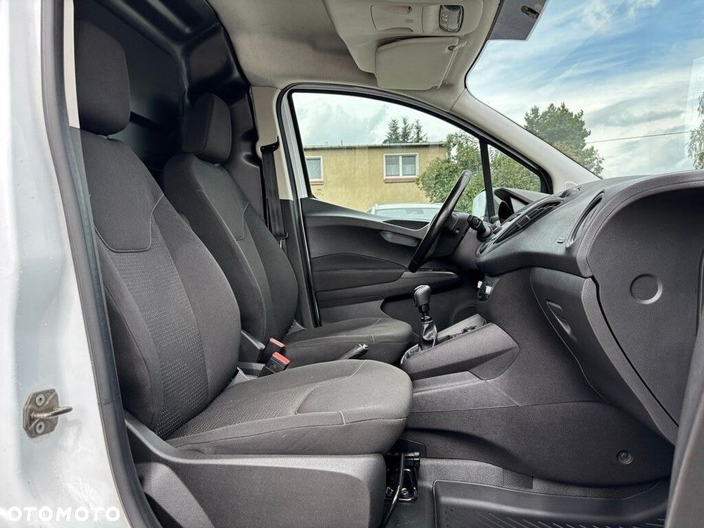 Ford courier Transit Courier 1.5 TDCi 75KM Trend - 9