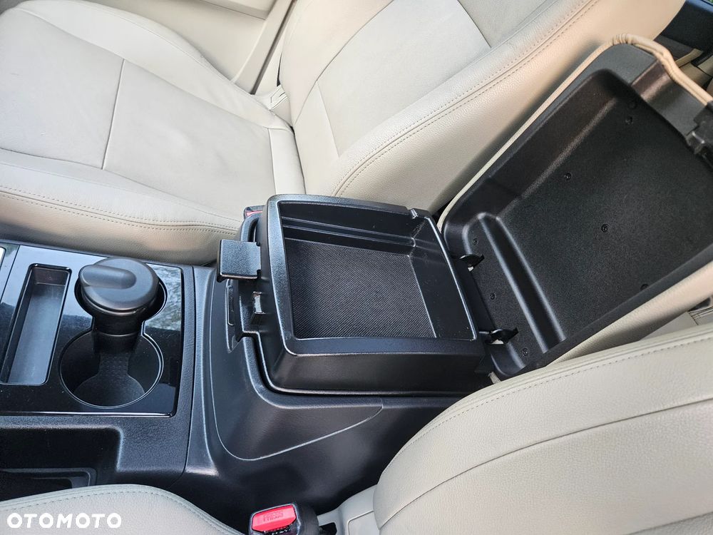 Mitsubishi Pajero 3.2 DID Instyle EU6 - 9