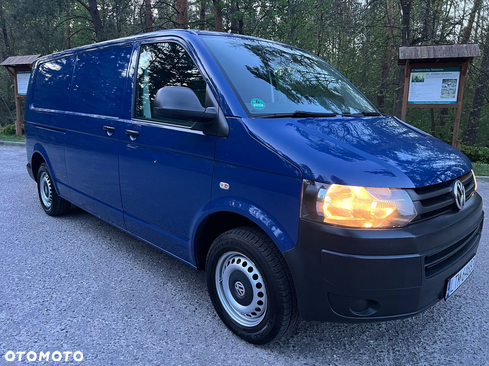 Volkswagen T5 Transporter - 2
