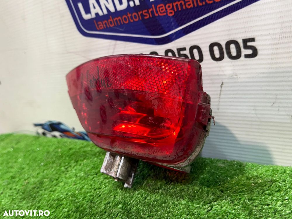 STOP TRIPLA BARA SPATE DREAPTA RENAULT CAPTUR 1.5 DIESEL 2015 COD OEM 265800007R 2013-2019 - 3