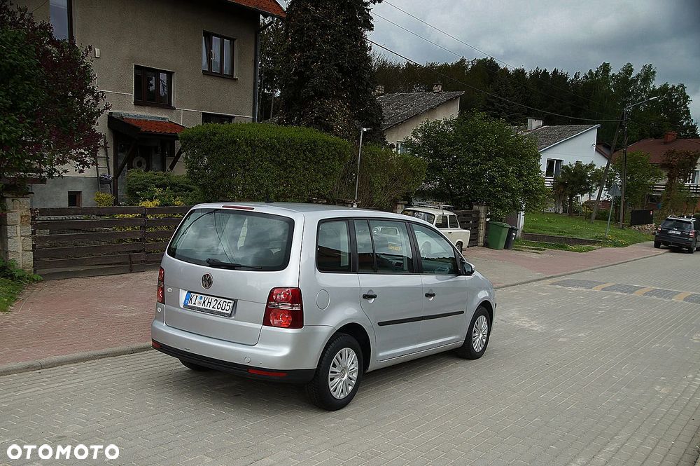 Volkswagen Touran 1.9 TDI Welcome - 6