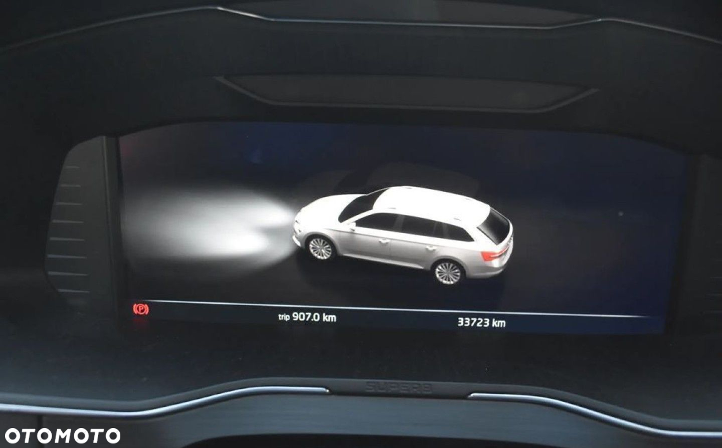 Skoda Superb 2.0 TDI DSG Style - 13