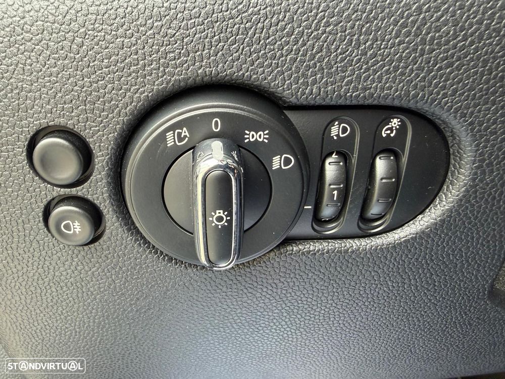 MINI 3 Portas Cooper E Favoured - 22